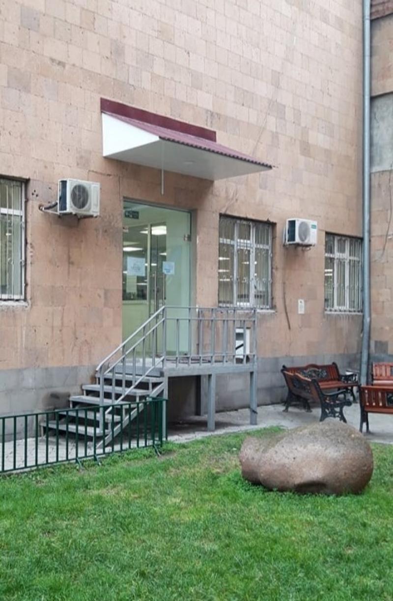 ԿԱԴԱՍՏՐԻ ԿՈՄԻՏԵԻ ՂԵԿԱՎԱՐԸ ԿԱՅՑԵԼԻ «ԿԵՆՏՐՈՆ» ՍՊԱՍԱՐԿՄԱՆ ԳՐԱՍԵՆՅԱԿ