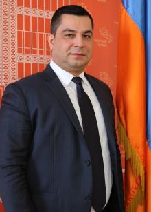 Arman Petrosyan Arman Petrosyan