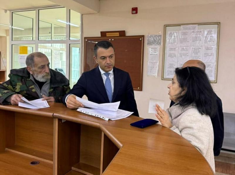 Անակնկալ այց «Արաբկիր» սպասարկման գրասենյակ